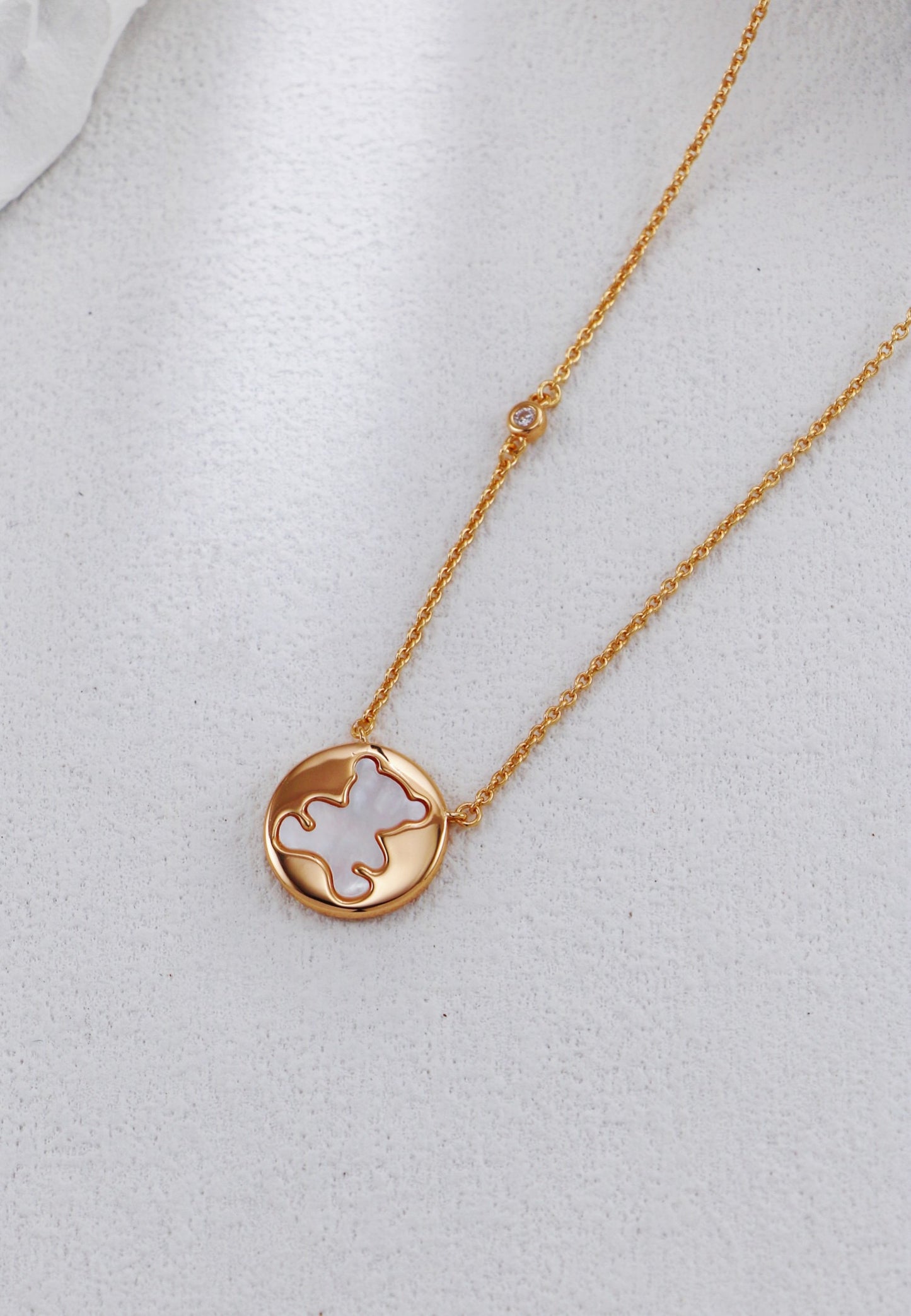Collier élégant ours
