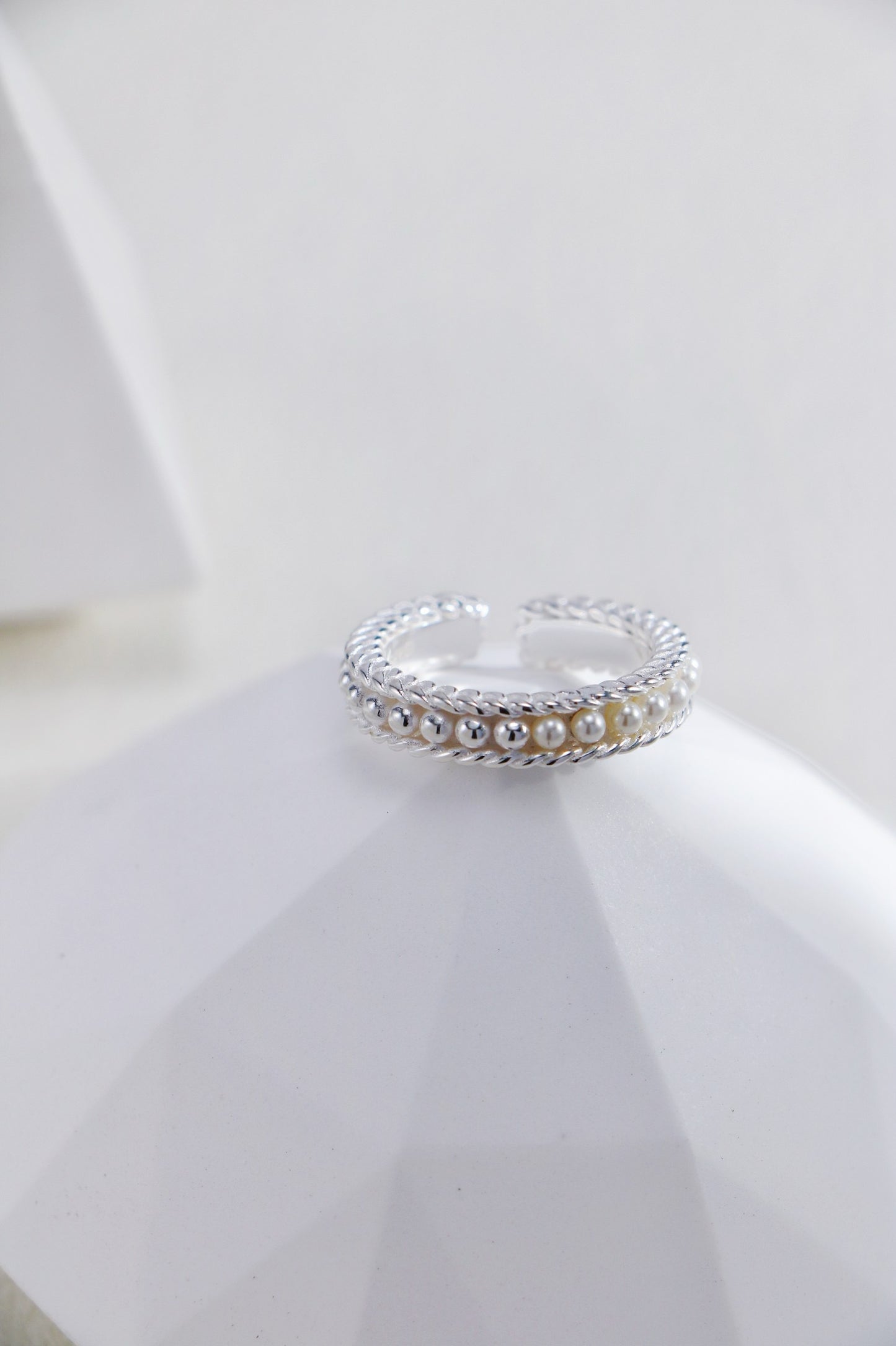 Special Pearl Rings