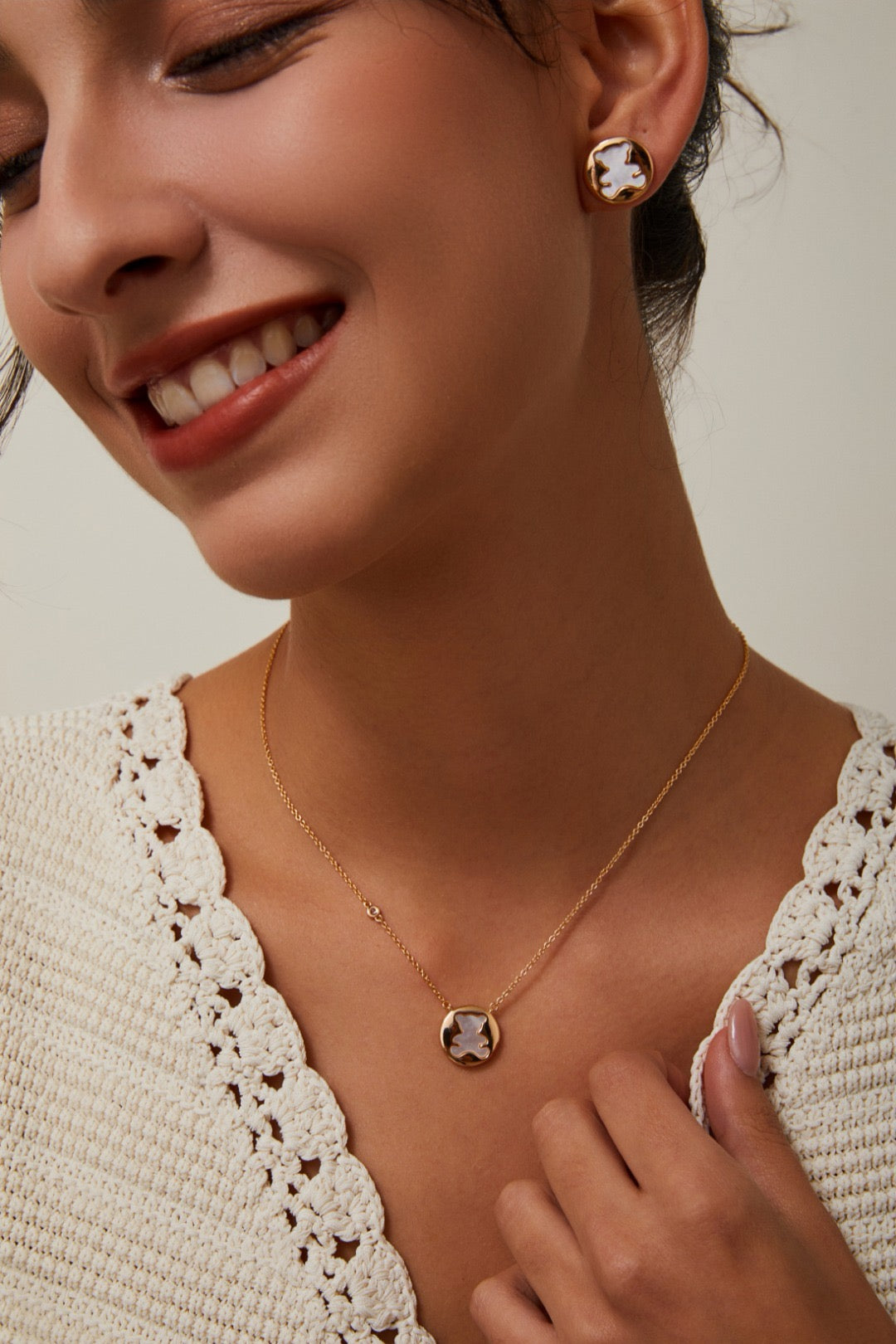 Collier élégant ours