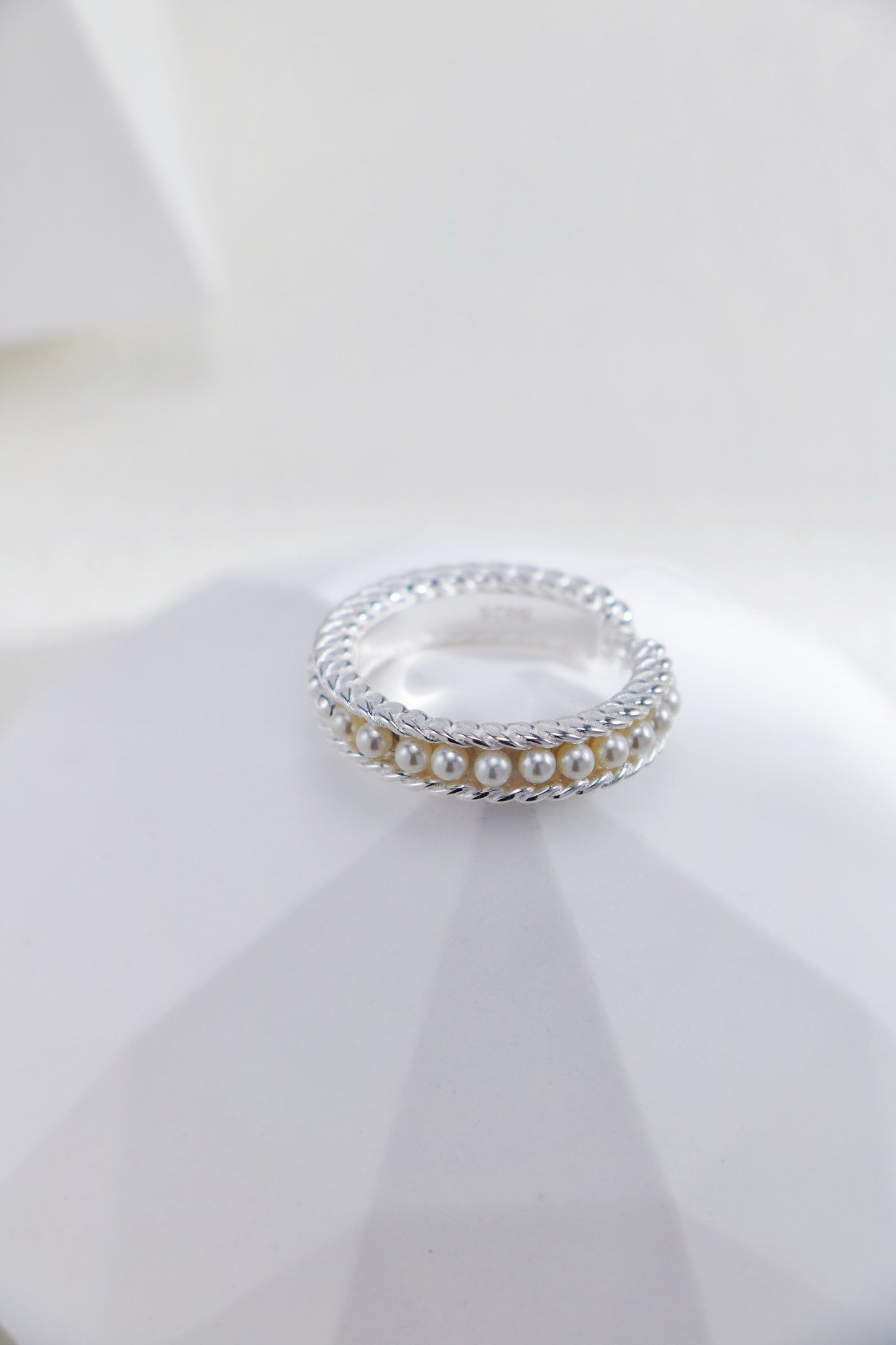 Special Pearl Rings