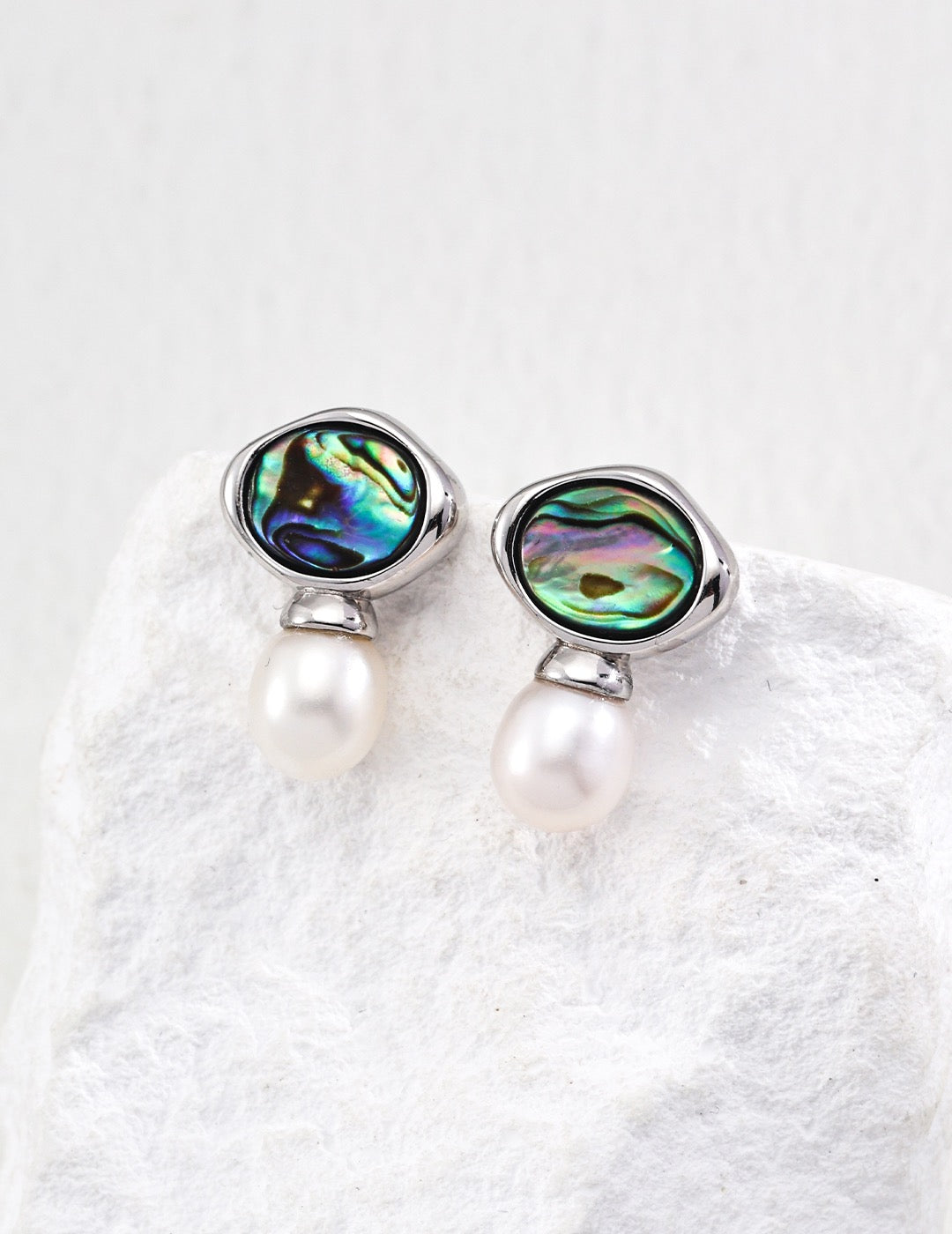 Boucles d'oreilles tendance en forme d'yeux de chat S925