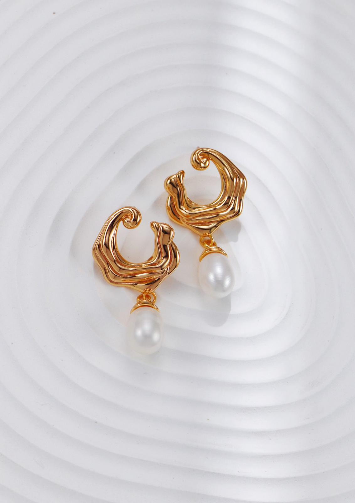 Wave Pearl Earrings S925