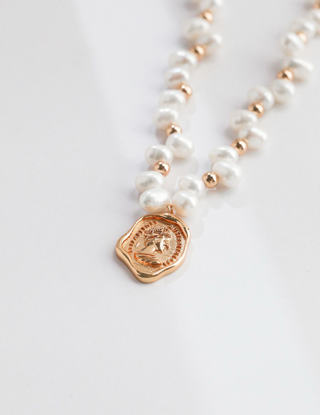 Rosegold Modern Pearl Necklaces S925